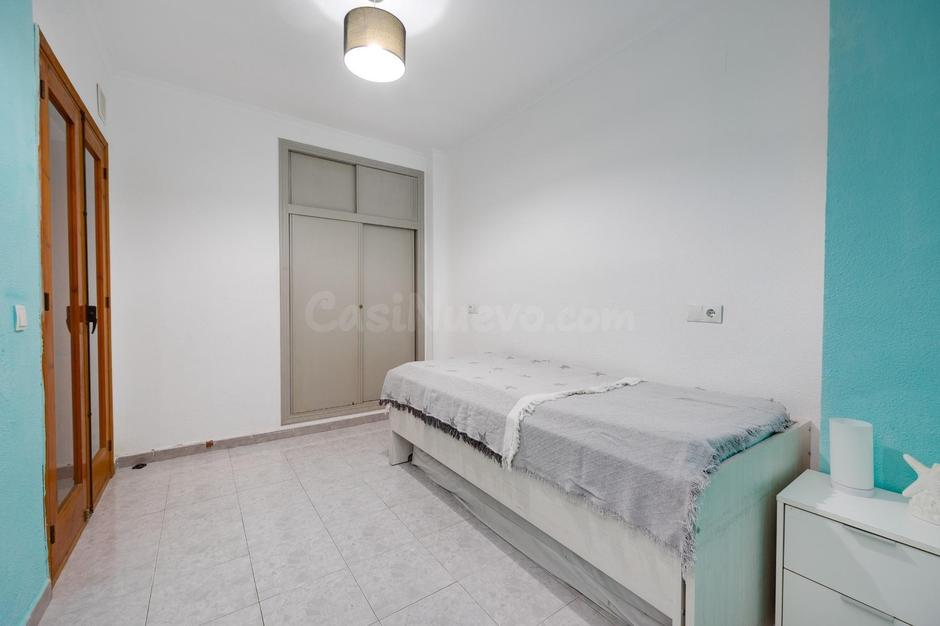 Apartamento 2 habitaciones 67m² en venta - Estacion de autob - foto 5