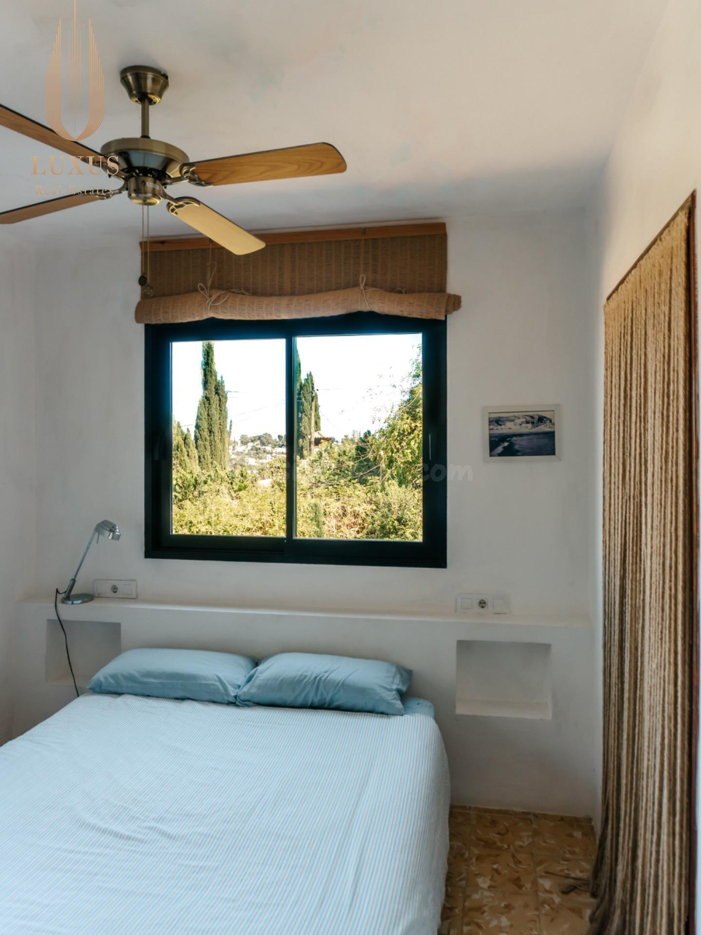 Exclusiva villa de una sola planta en Dénia con impresionant - foto 4