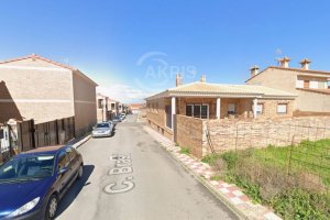 Chalet Independiente en Mocejon - foto 4