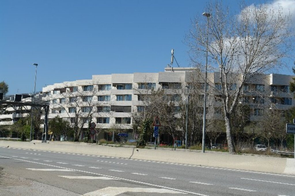 Parking coche en Alquiler en Castelldefels Barcelona - foto 3