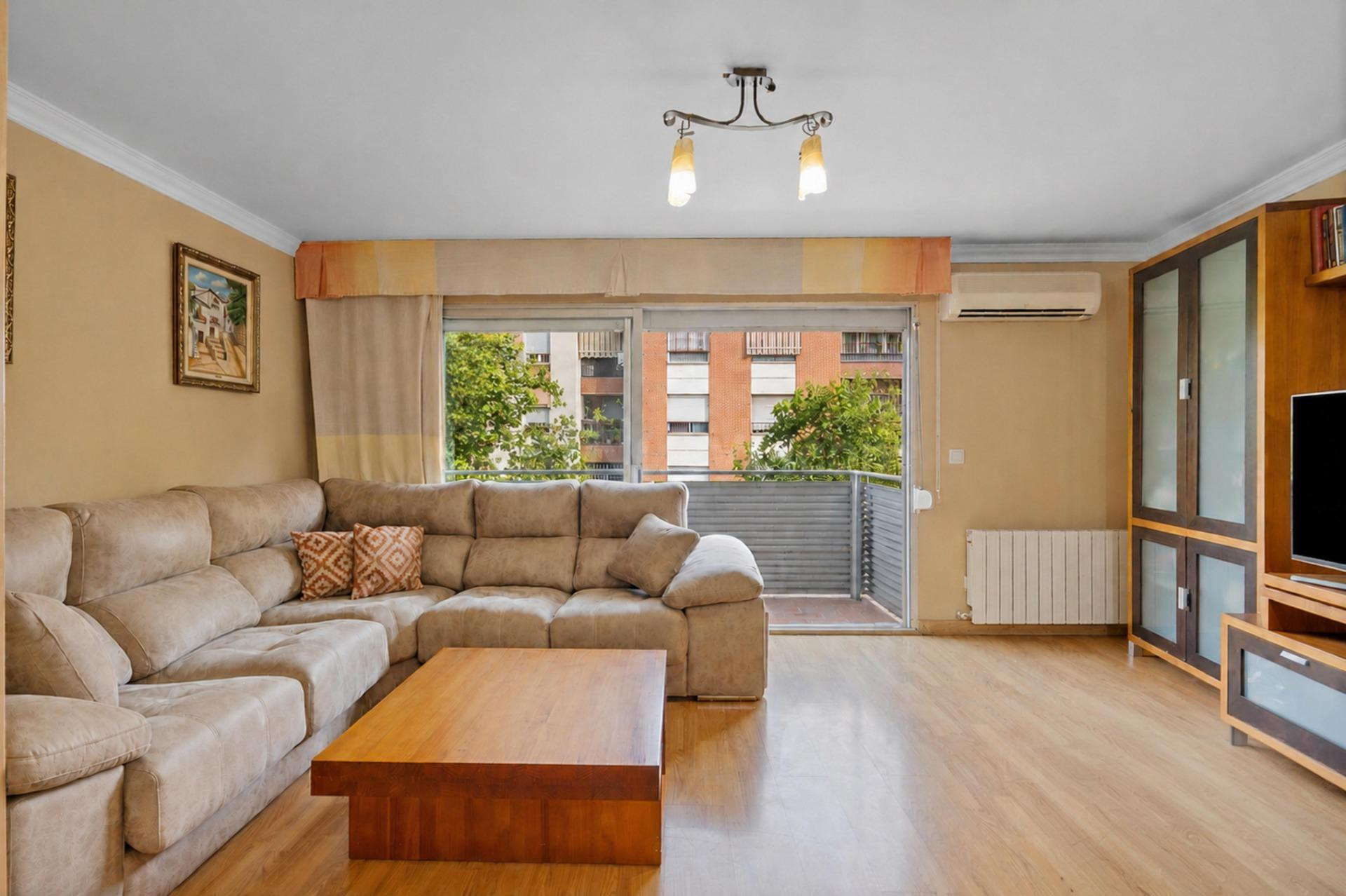 EN VENTA ATICO DÚPLEX CON GRAN TERRAZA JUNTO ESTACIÓN DE AUTOBUSES