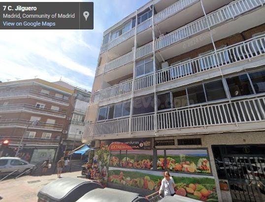 SE VENDE local comercial OKUPA en C Jilguero de Madrid - foto 3