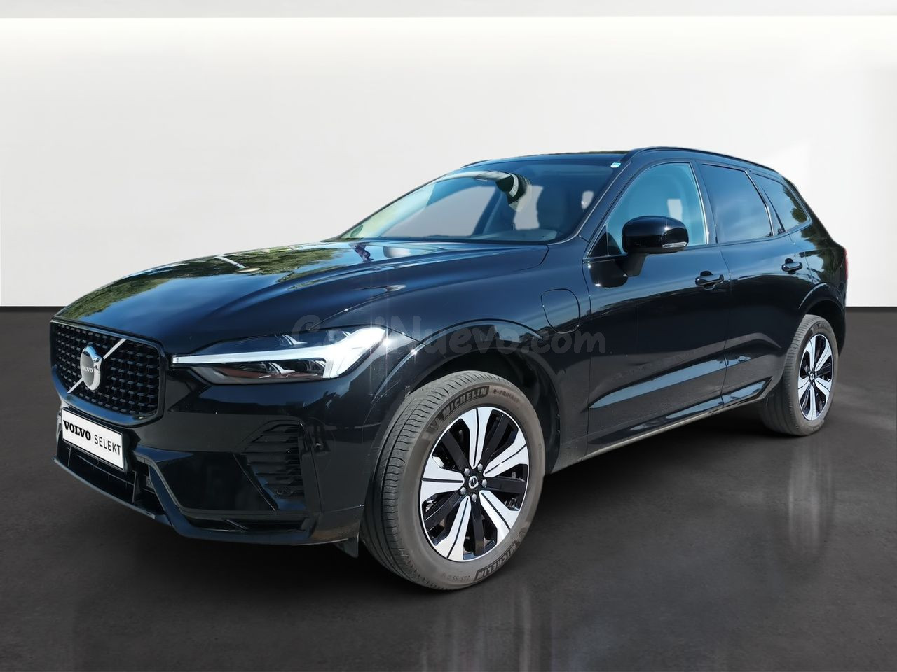 Volvo XC60 2.0 T6 RECHARGE PLUS DARK AUTO 4WD 350 5P