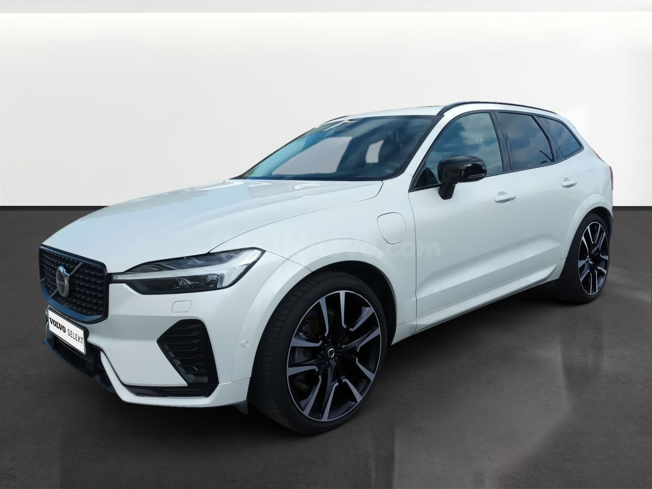 Volvo XC60 2.0 T6 RECHARGE ULTRA DARK AUTO 4WD 350 5P