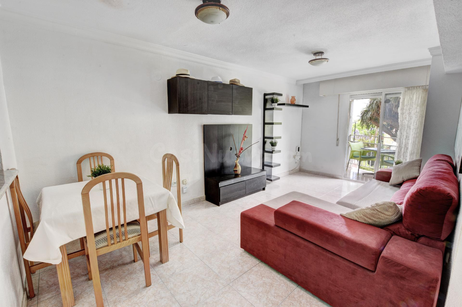 Apartamento de 1 Dormitorio en el centro de Arroyo de la Mie - foto 3