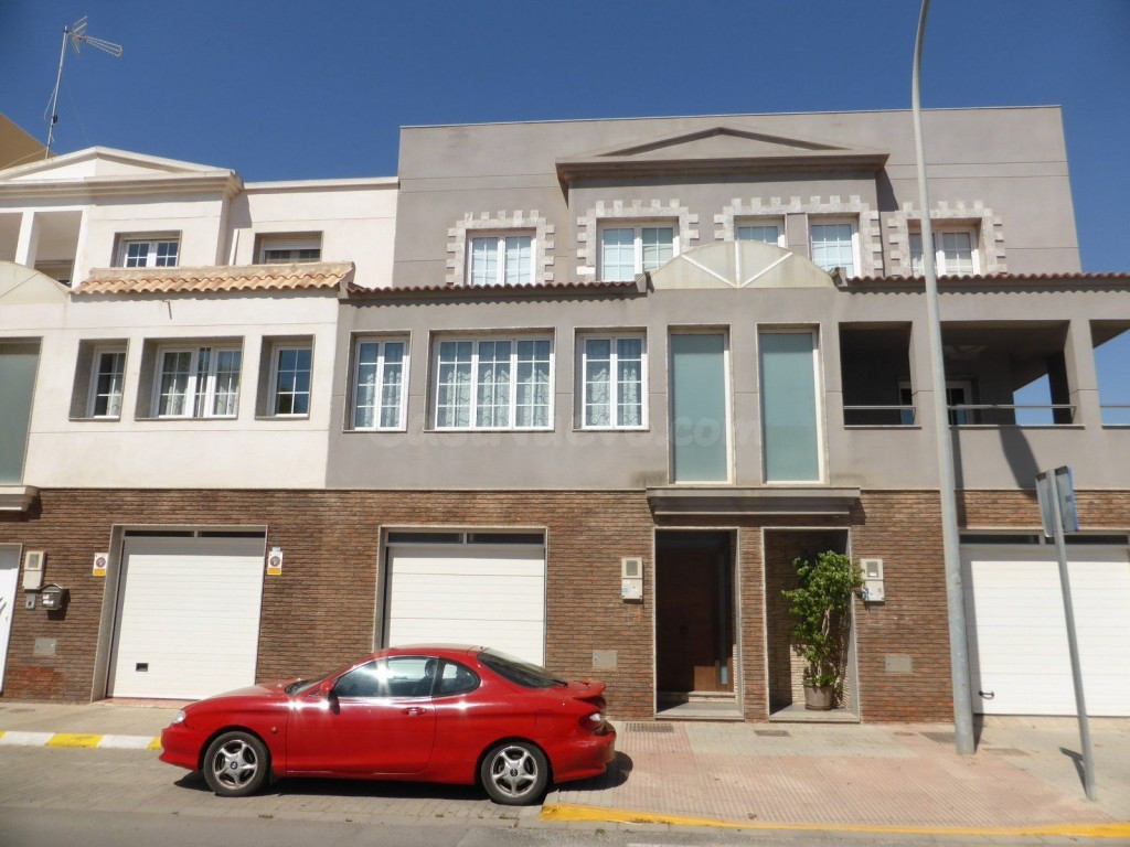 Casa-Chalet en Venta en Ejido, El Almería