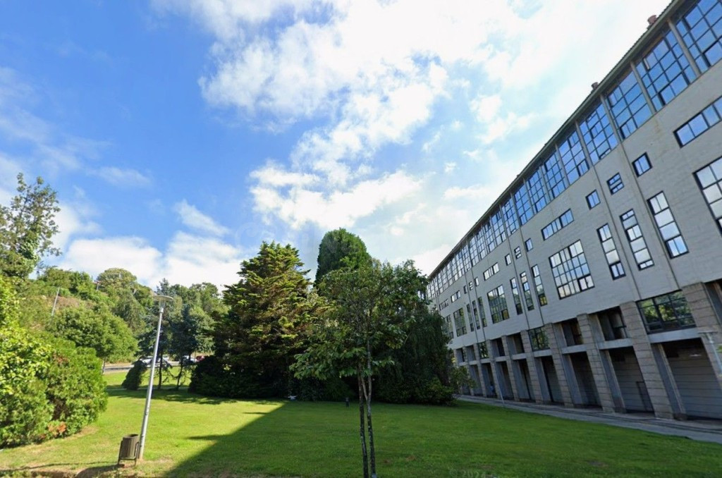 Local comercial en Venta en Santiago De Compostela La Coruña