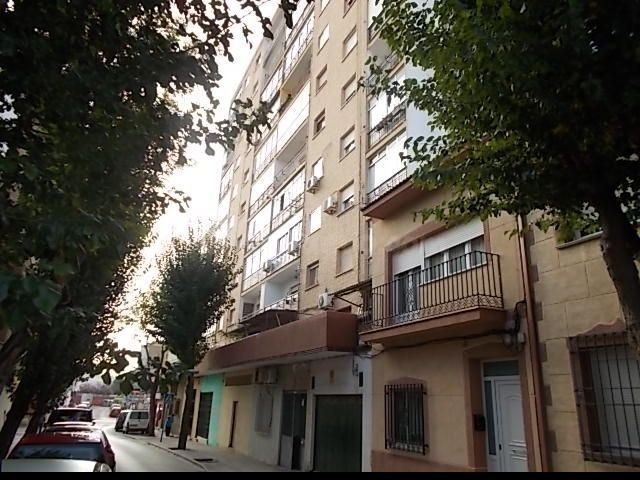 Piso en Venta en Alcazar De San Juan Ciudad Real - foto 2