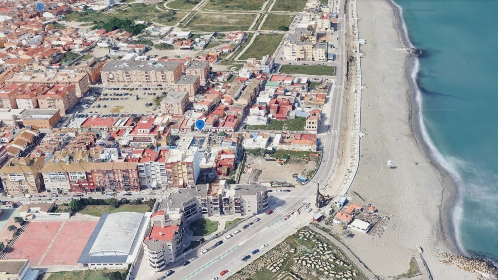 Casa-Chalet en Venta en Linea De La Concepcion, La Cádiz - foto 5