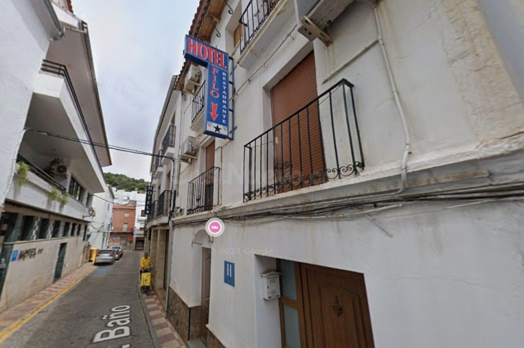 Edificio Viviendas en Venta en Fuencaliente Ciudad Real - foto 4