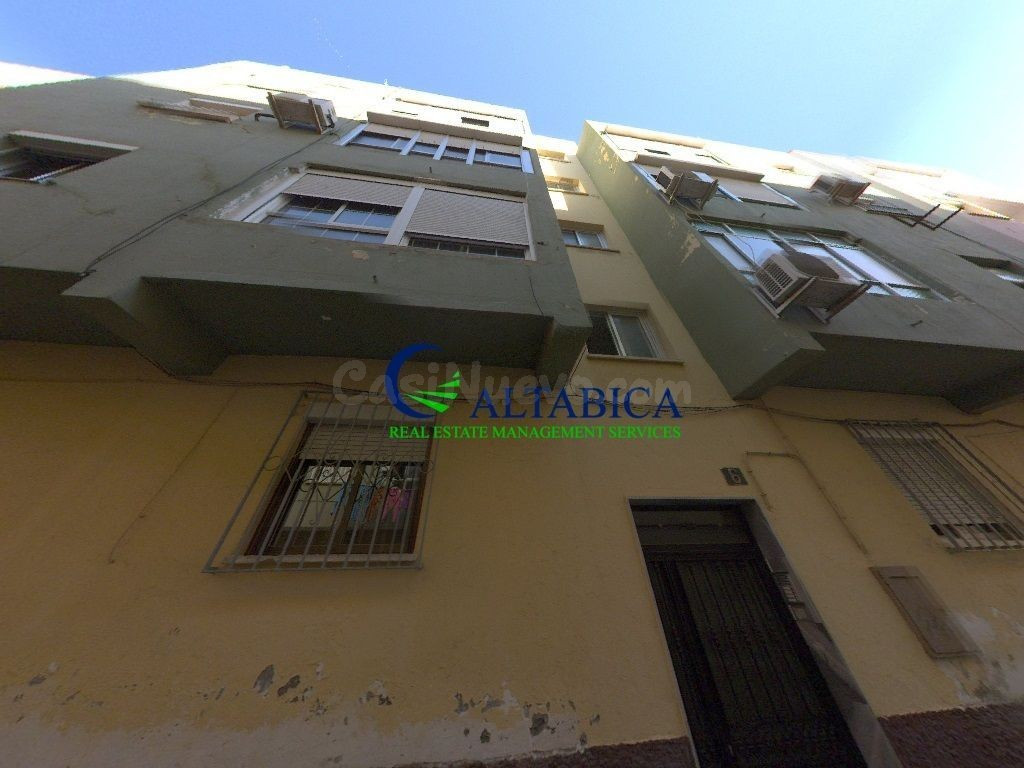 Piso en Venta en Almería Almería - foto 2