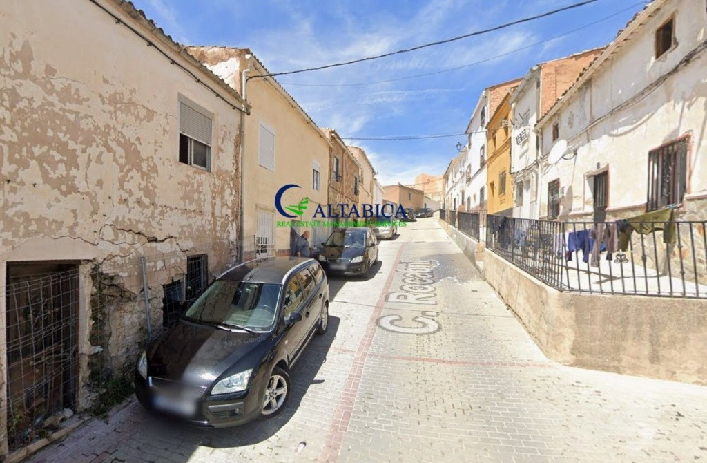 Casa-Chalet en Venta en Huelma Jaén - foto 3