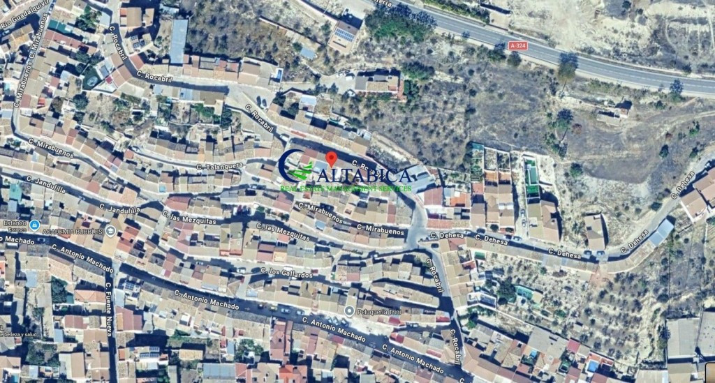 Casa-Chalet en Venta en Huelma Jaén - foto 4