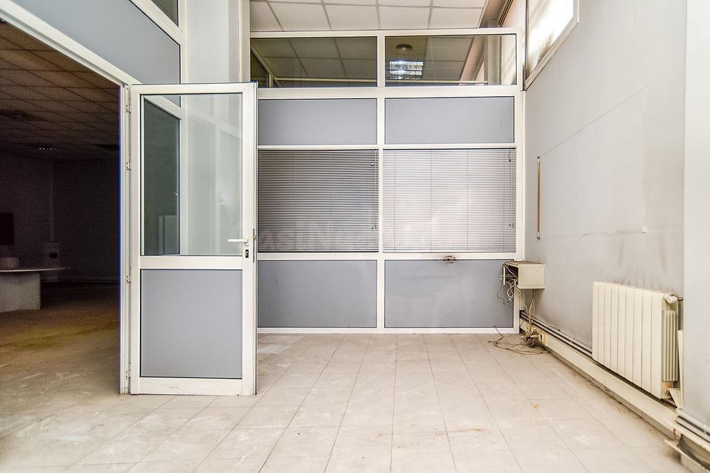 EN VENTA LOCAL COMERCIAL EN TORREDEMBARRA - foto 5