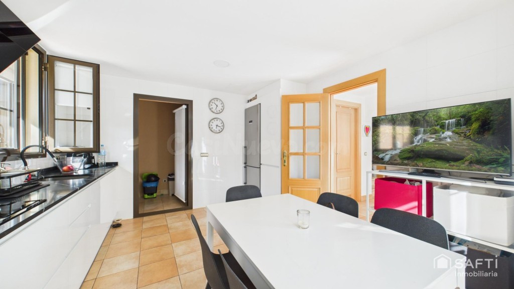 Espectacular casa con piscina privada - Puig de Ros - Calle  - foto 4