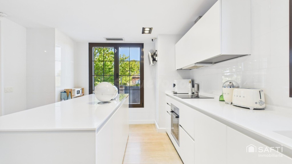 Villa de diseño amueblada y conectada en Puig de Ros – C/ Es - foto 4