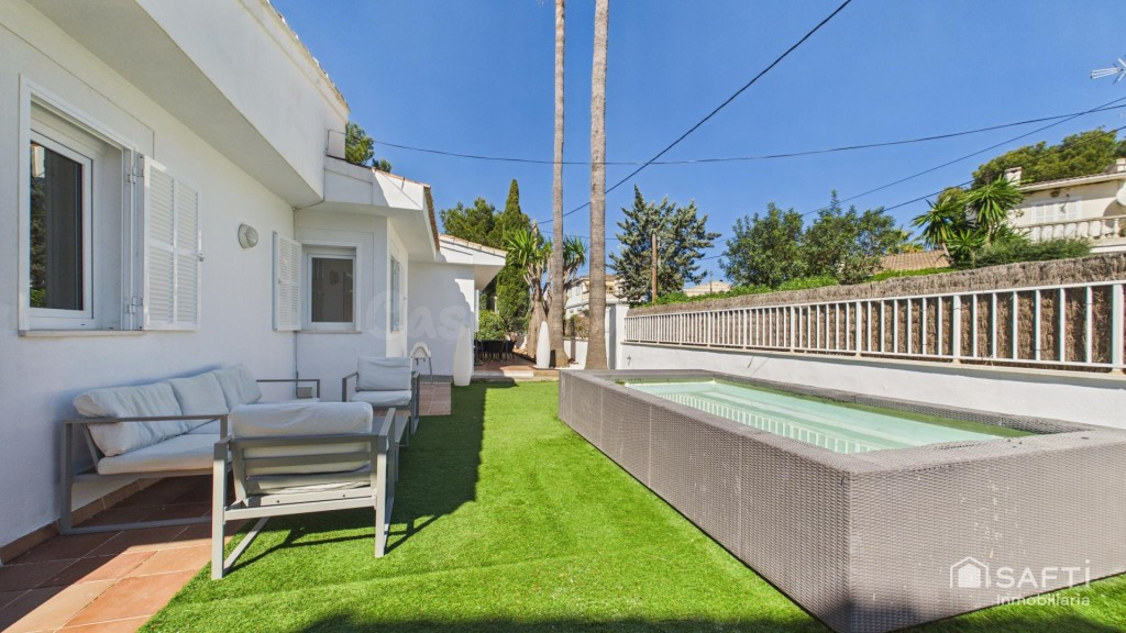 Villa con piscina privada y jacuzzi - Licencia turística para 8 personas - Can Picafort - Calle Tords