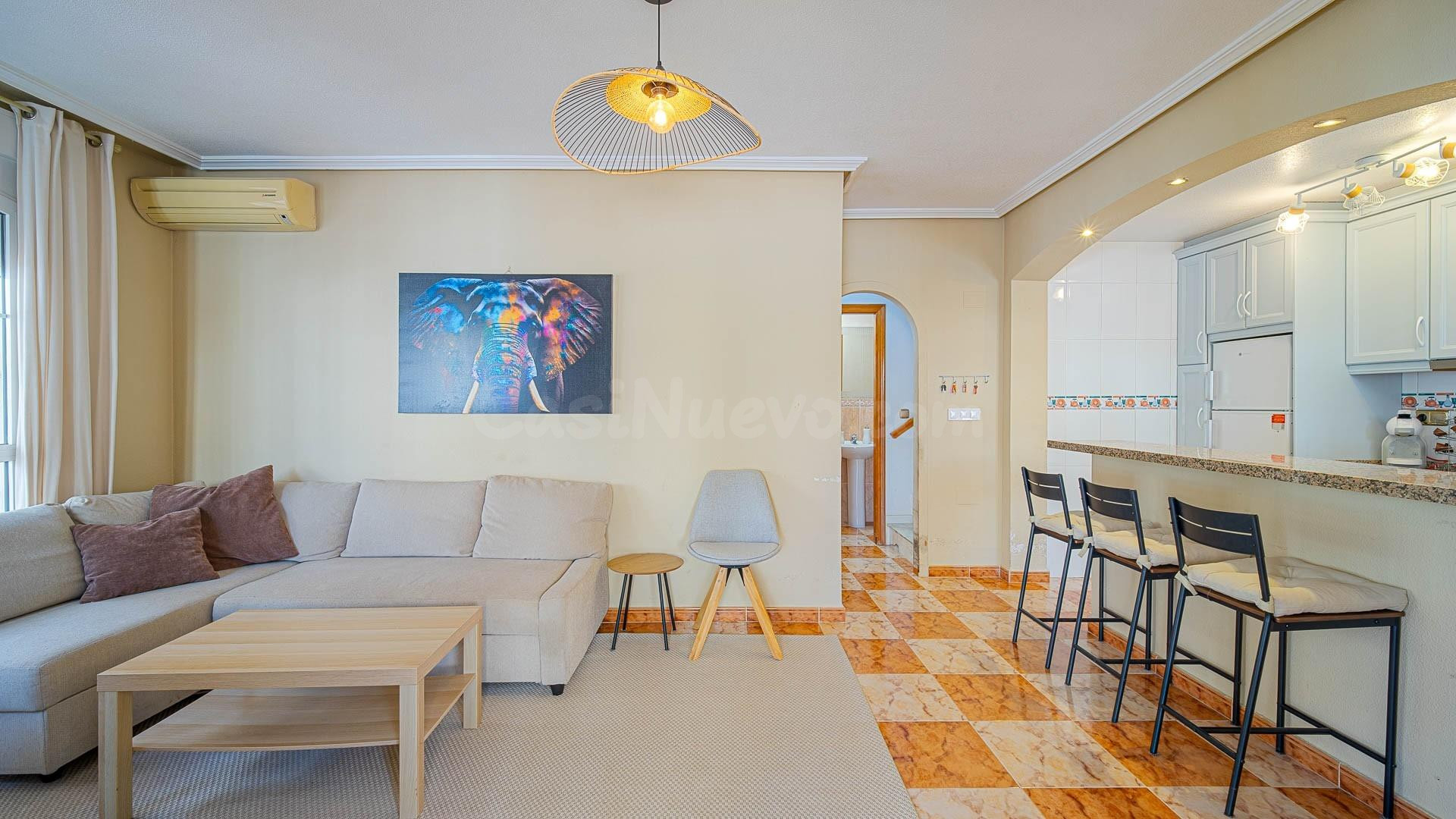 Amplia casa adosada de 3 dormitorios con solárium privado - foto 5