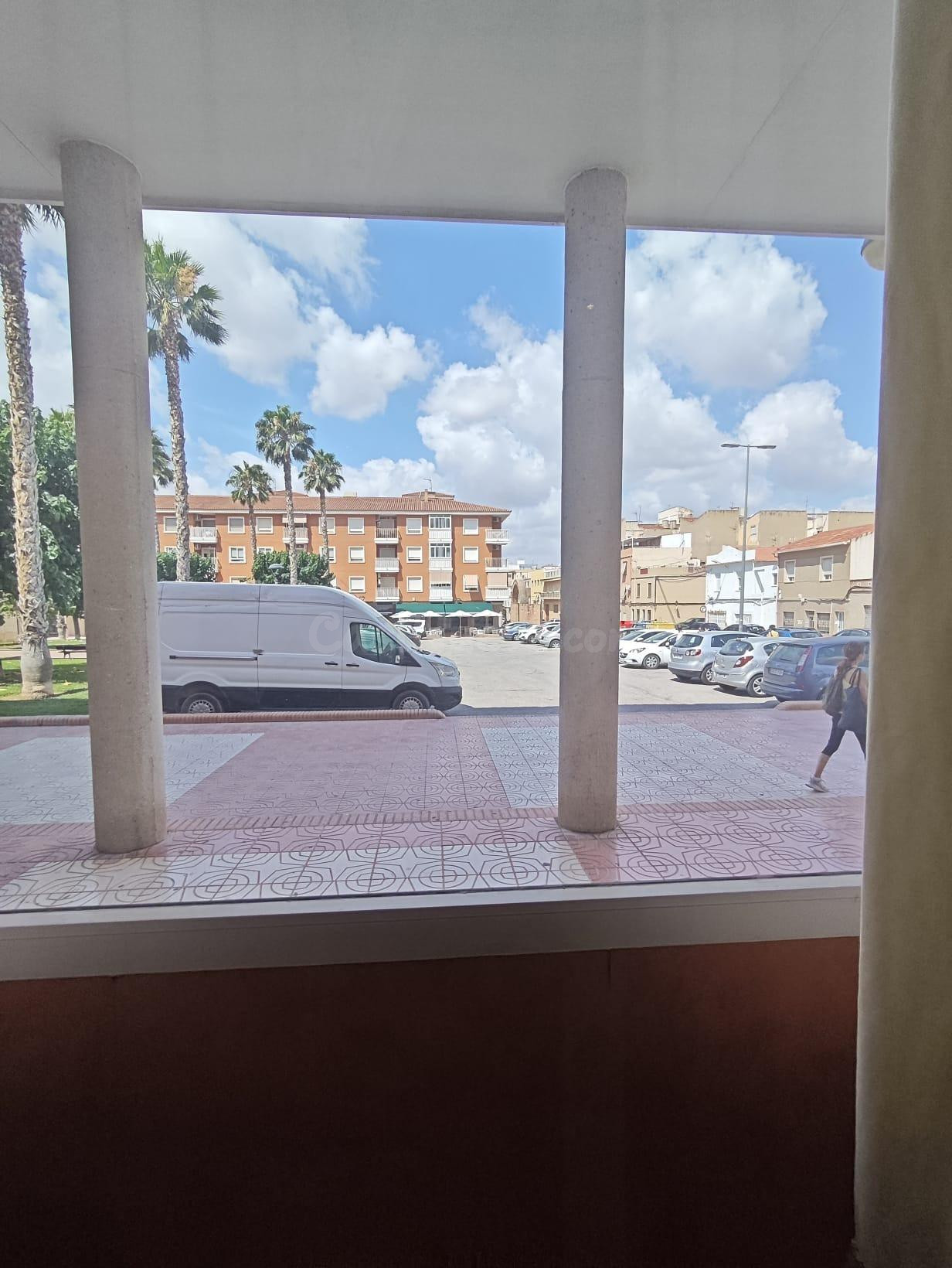 OFICINAS EN PETRER EN CHIMENEAS - foto 4