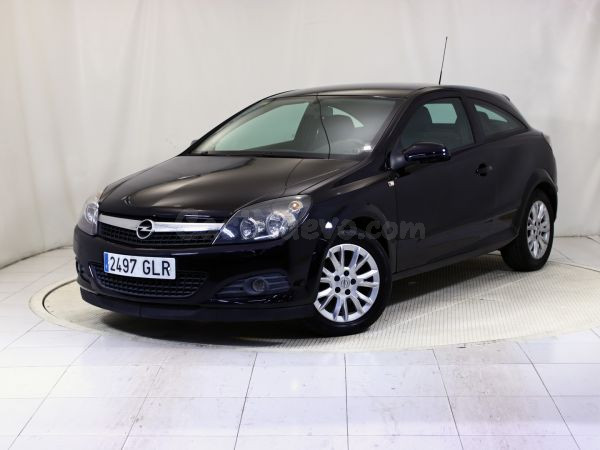 Opel Astra - foto 2