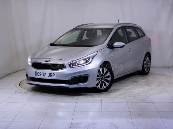 Kia  1.6 CRDi VGT Drive, 13.740€ - foto 2
