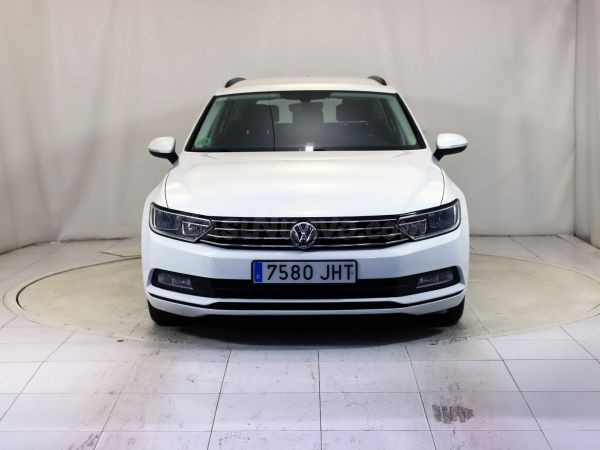 Volkswagen Passat - foto 3