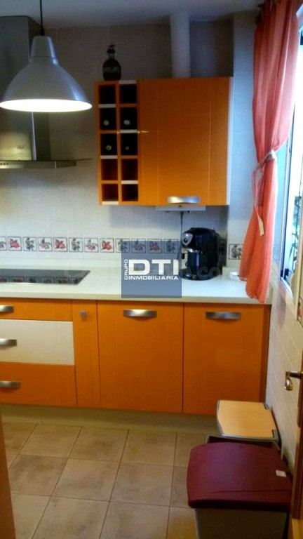 Piso con garaje y trastero en Cartaya - foto 5