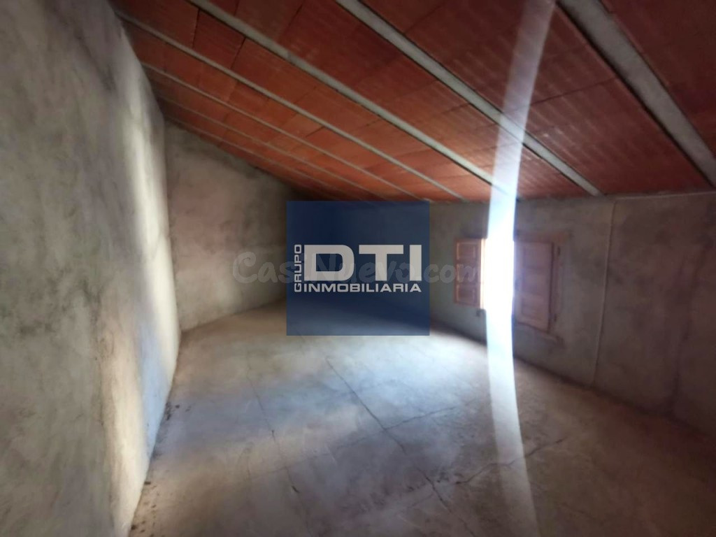 Casa en venta en Balazote de 200 m² con patio, 3 dormitorios - foto 4