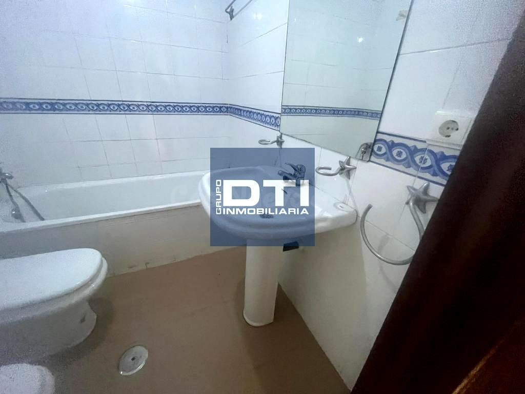 Casa en venta en c. camilo jose cela, 51, Castilleja De Guzm - foto 4