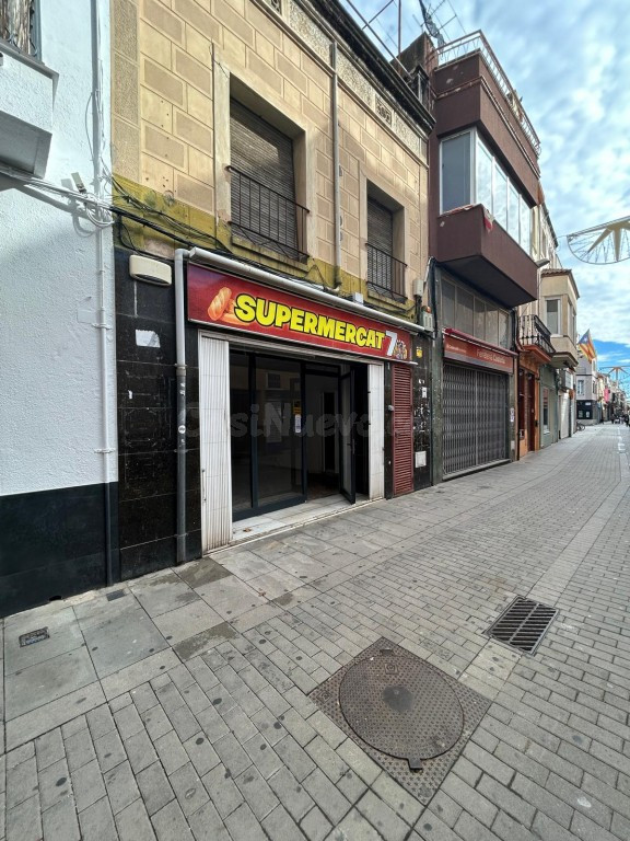 Local comercial en Alquiler en Malgrat De Mar Barcelona - foto 2