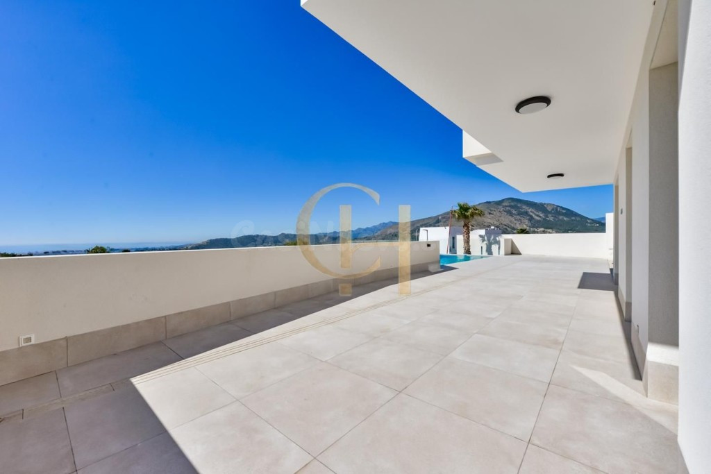 Moderna villa independiente con piscina privada y garaje - foto 4