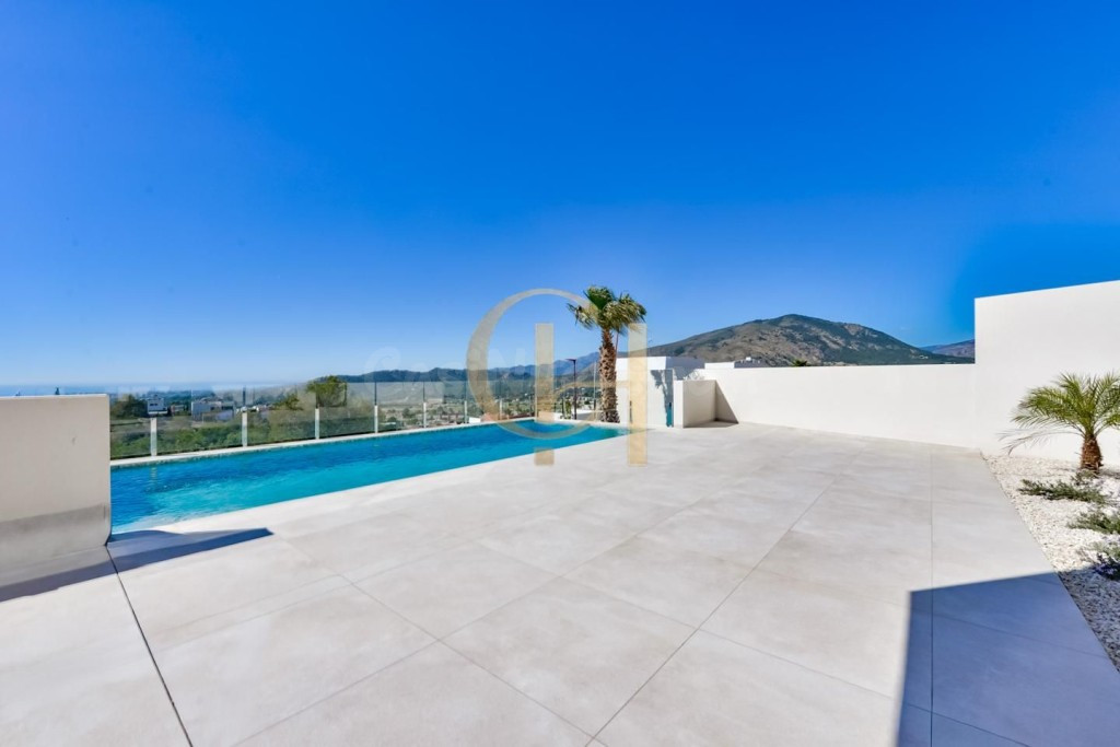 Moderna villa independiente con piscina privada y garaje - foto 5
