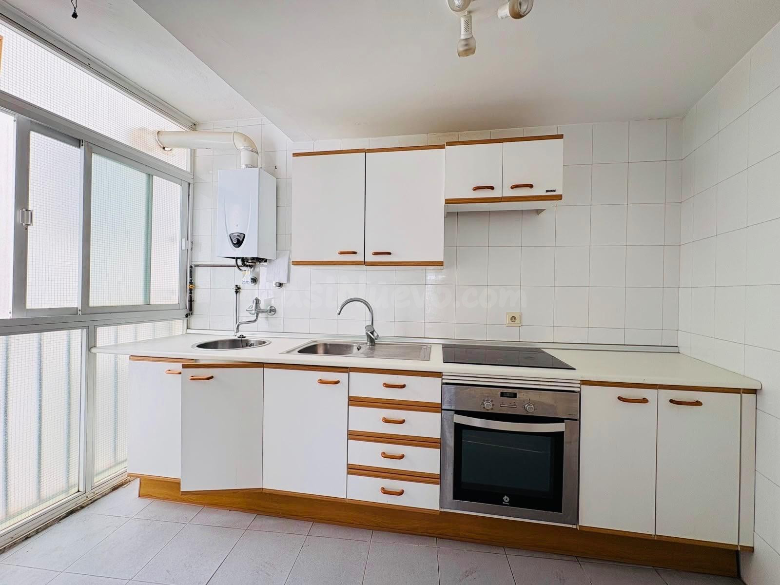 EXCLUSIVO PISO EN EL CENTRO DE MARBELLA A SOLO 700 METROS DEL MAR - foto 4