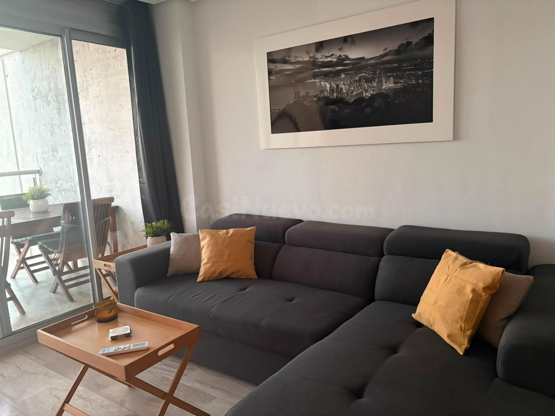 Acogedor Piso de 1 Dormitorio con Terraza y Parking – Av. Adolfo Suárez, Benidorm - foto 4