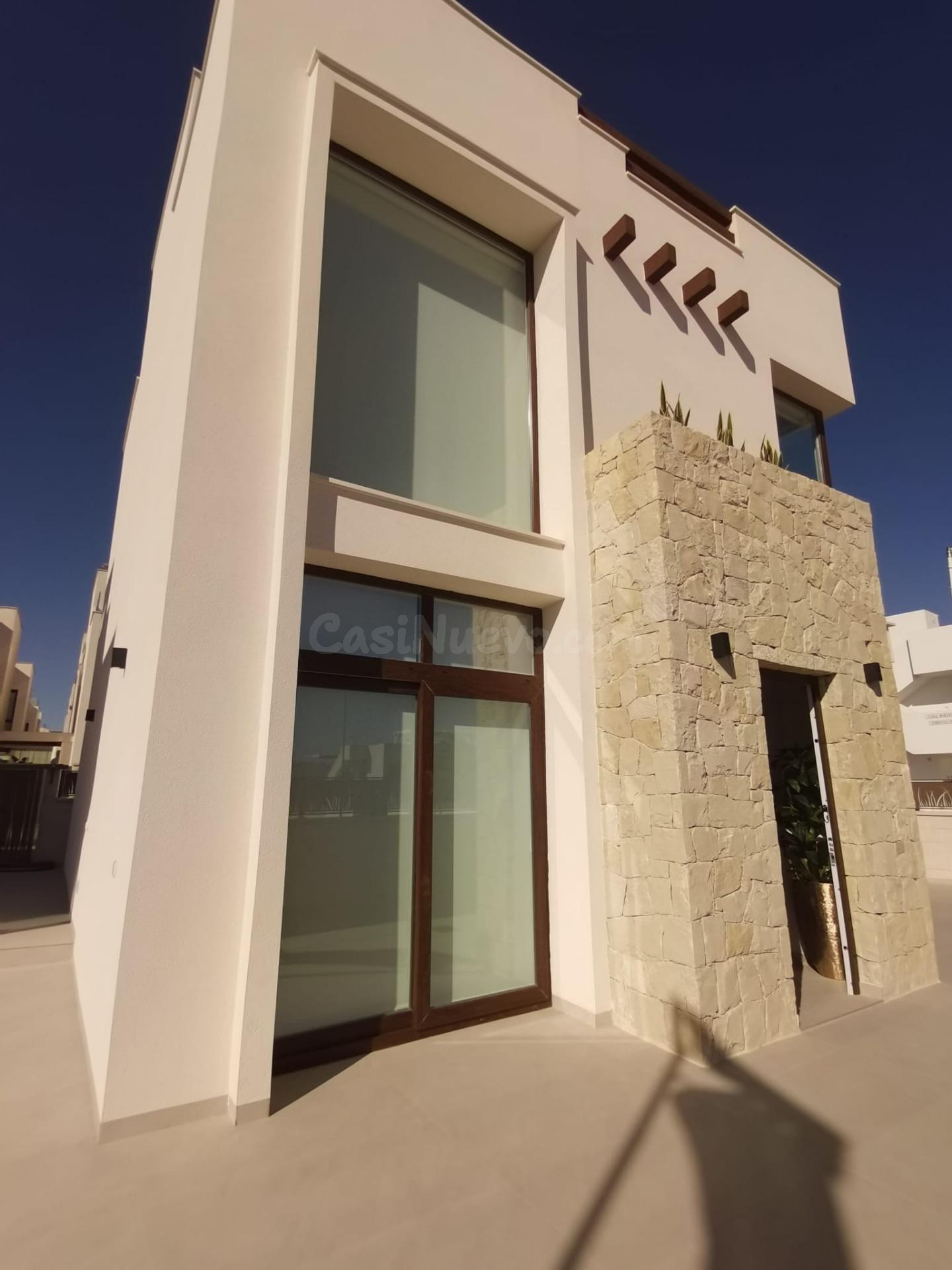 Exquisita Villa con Piscina Privada y Jardín en Rojales - foto 2