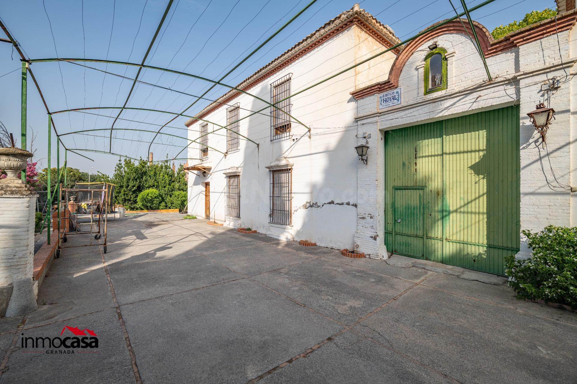 TERRENO INDUSTRIAL DE USO TERCIARIO. - foto 4