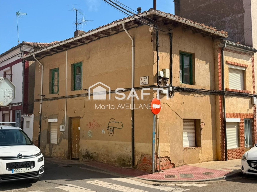 CASA PARA REFORMAR EN PLENO CENTRO DE VALENCIA DE DON JUAN