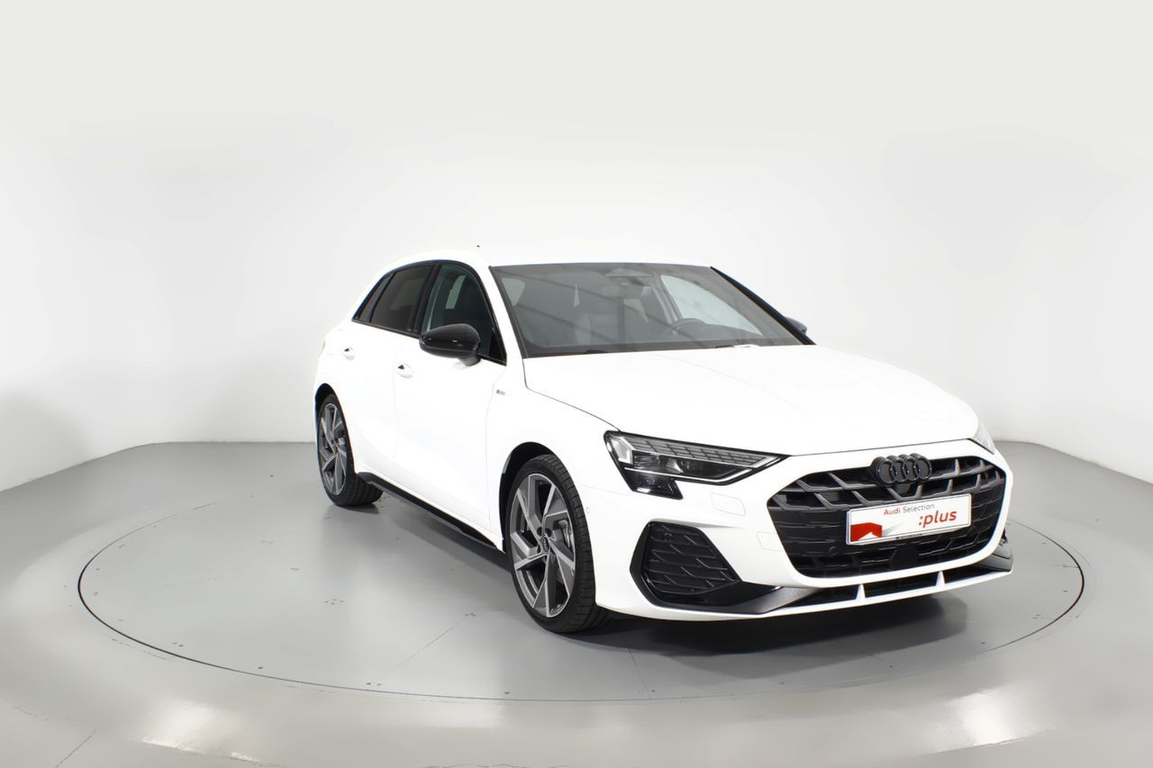 Audi A3 AUDI A3 SPORTBACK BLACK LINE TFSI 110 KW S TRONIC