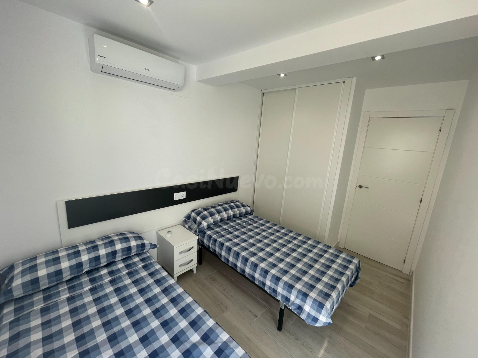 Estupendo Bungalow Planta Baja con piscina Privada - foto 5