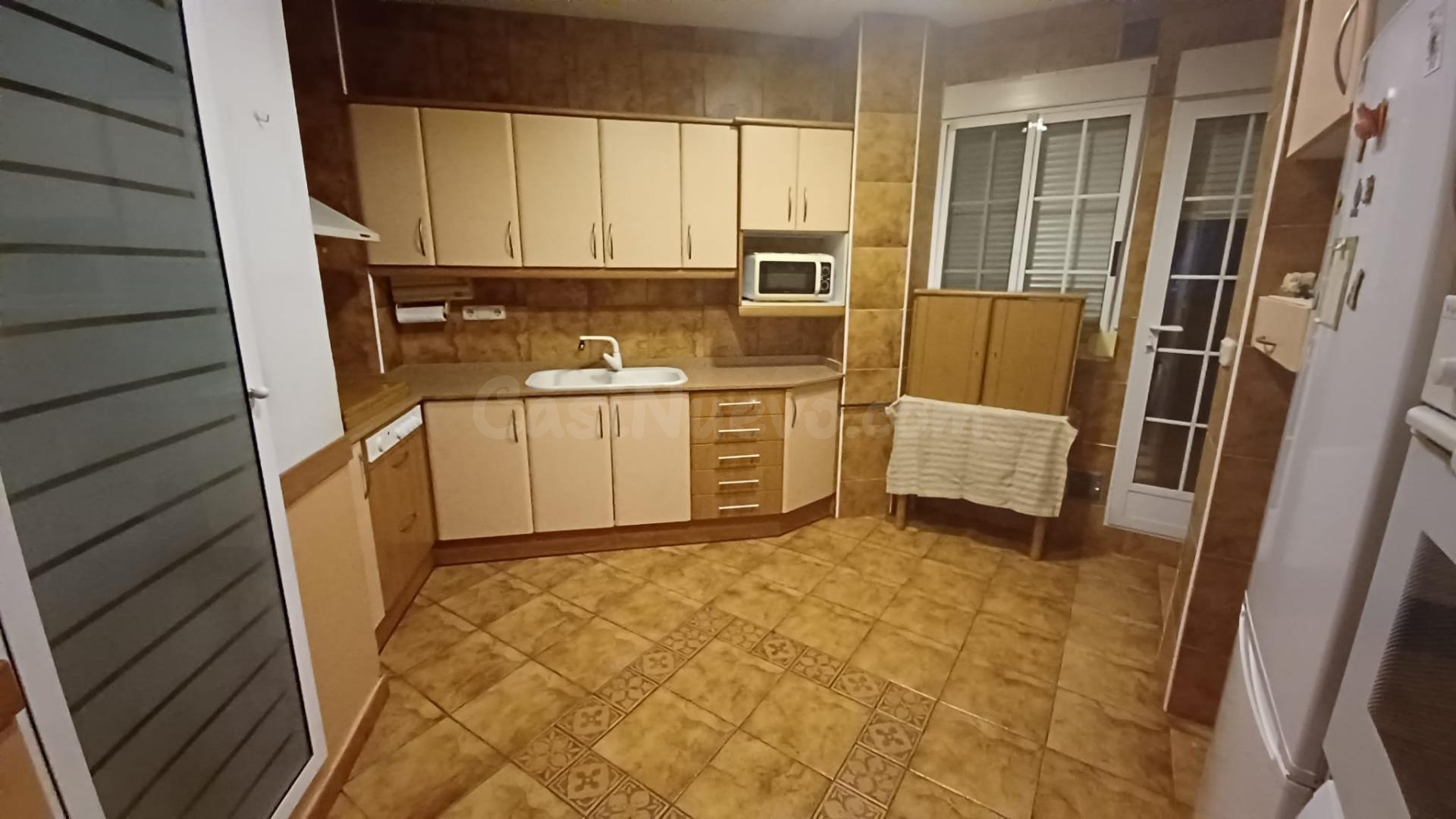 PISAZO EN REINO DE VALENCIA CON TERRAZA - foto 2