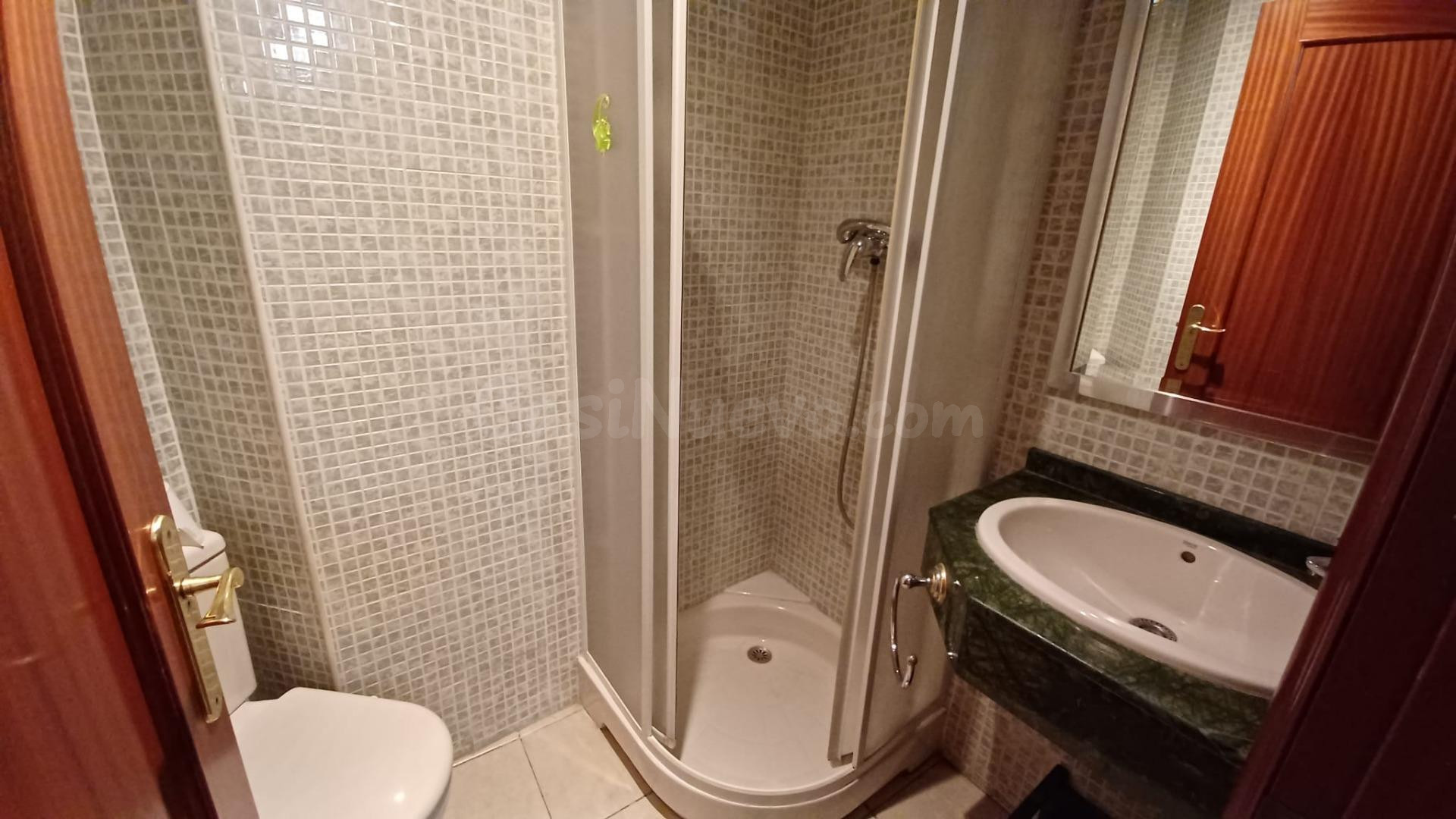 PISAZO EN REINO DE VALENCIA CON TERRAZA - foto 4