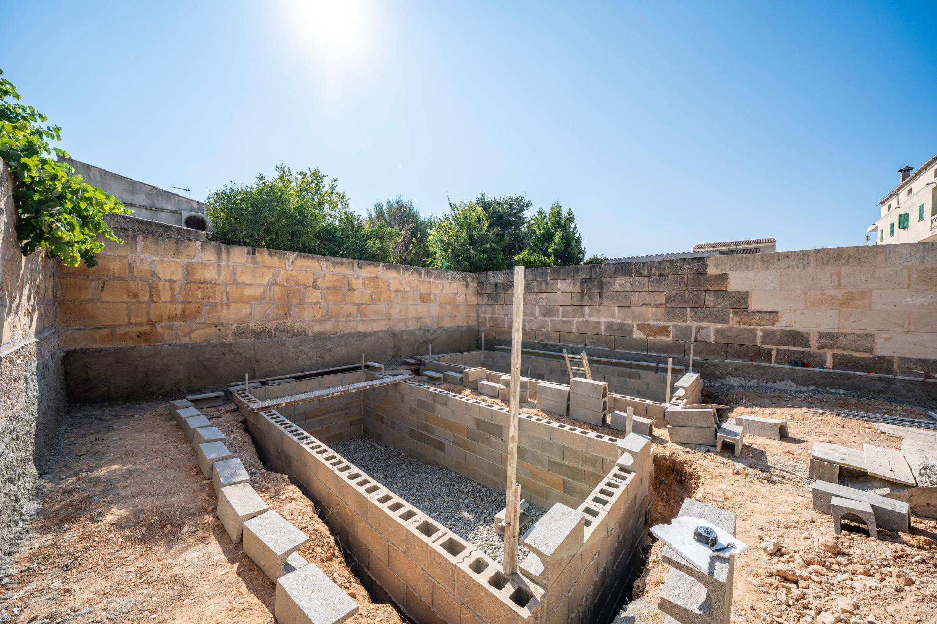ADOSADO DE OBRA NUEVA CON PISCINA EN VILAFRANCA - foto 4