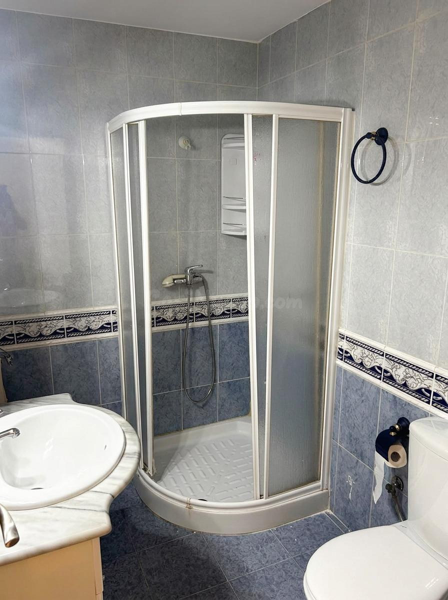 Piso en alquiler en Av. Juan Pablo II, 8, Granada | Luminoso - foto 5