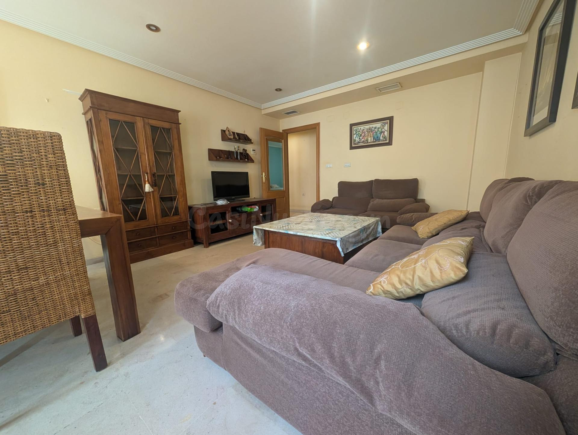 ¡Tu VIVIENDA CON 4 DORMITORIOS en el corazón de Elche!