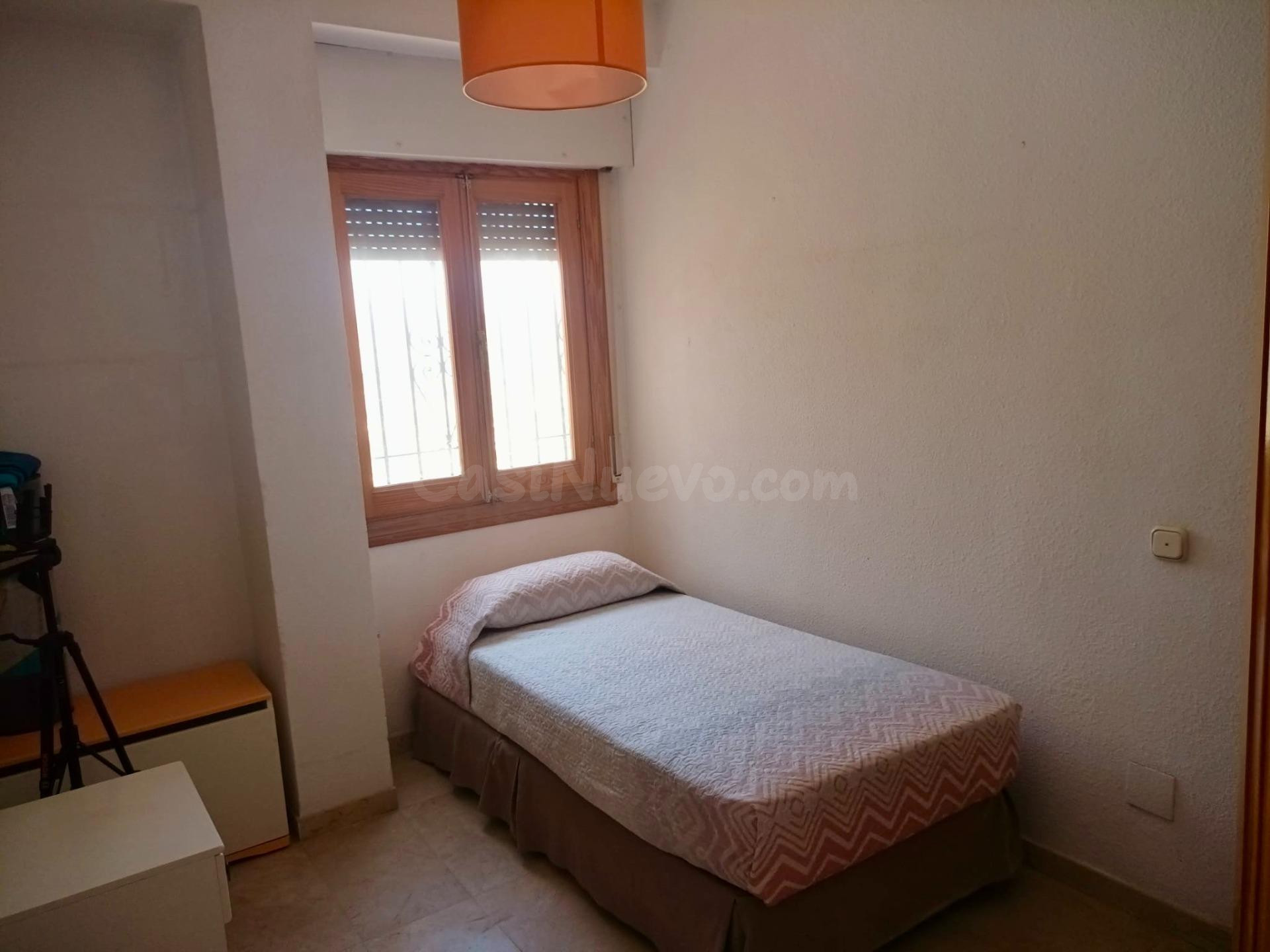 Exclusivo chalet independiente con piscina y gran parcela ur - foto 4