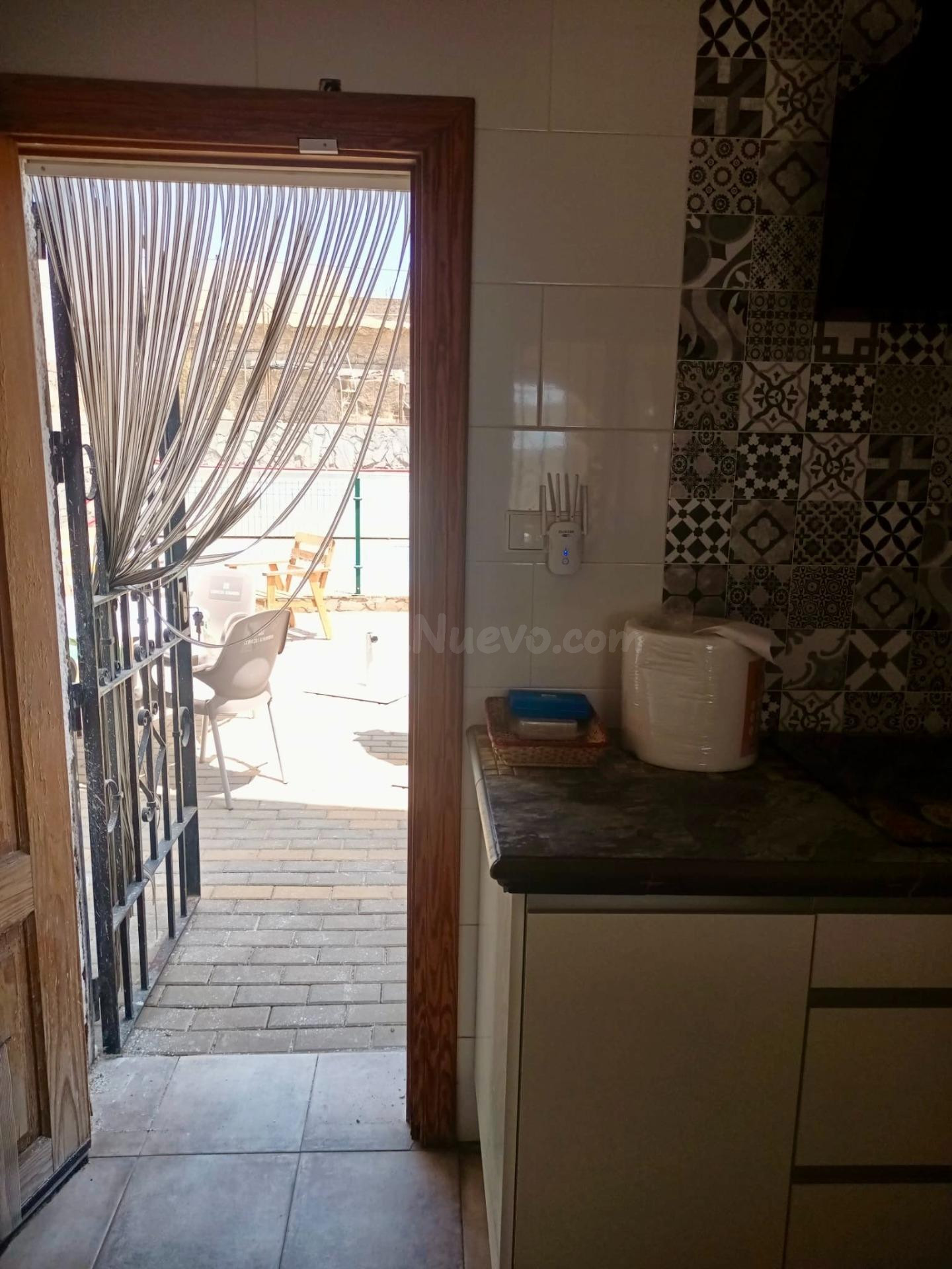 Exclusivo chalet independiente con piscina y gran parcela ur - foto 5