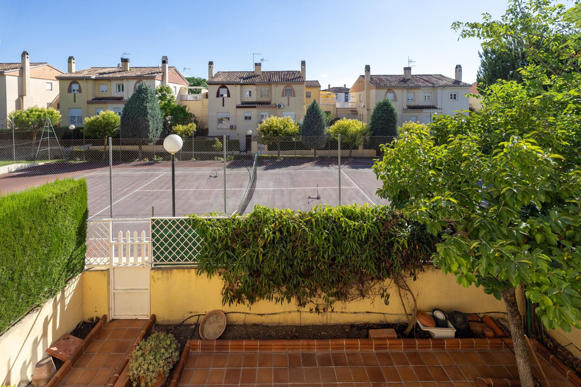 Fantástica vivienda en Loma Linda, vistas panorámicas y zona - foto 4