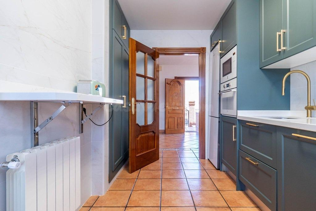 Espectacular casa en Nueva Otura - foto 4