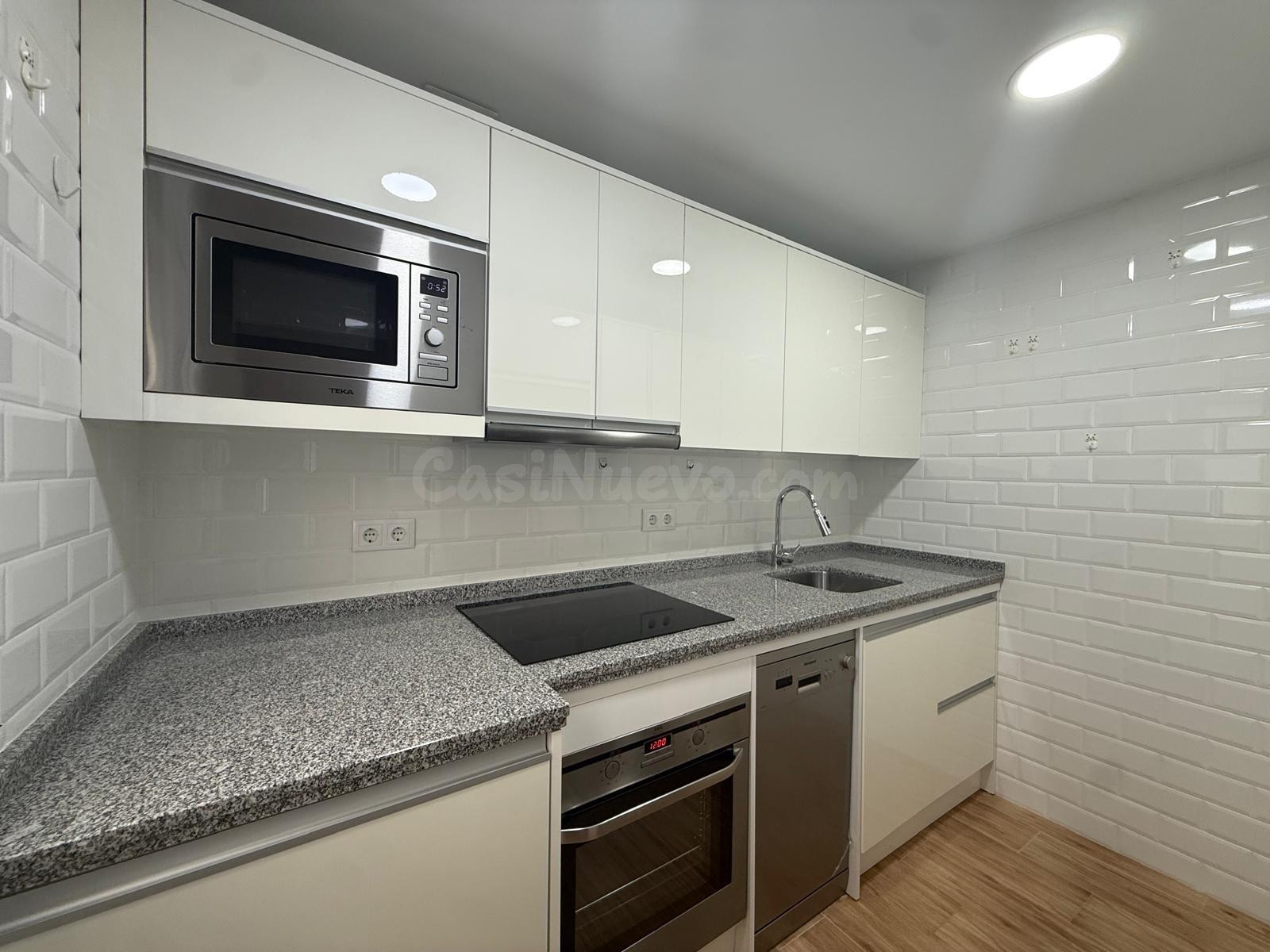 Oportunidad única: Apartamento reformado en Mérida, zona Mar