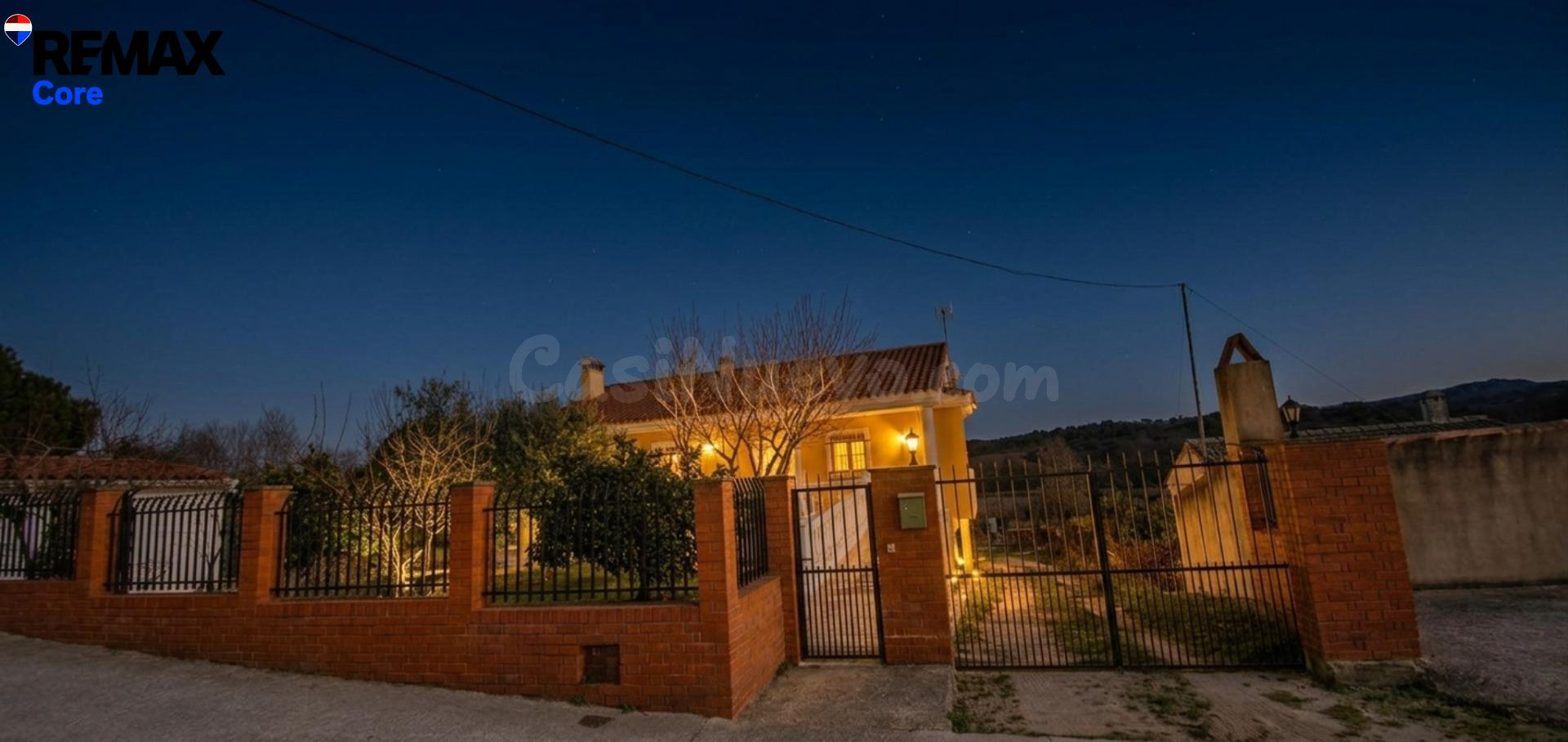 Espectacular Chalet Independiente de 320 m2 con Gran Parcela - foto 2